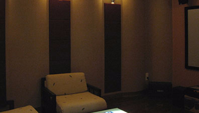 普通正方型视听室